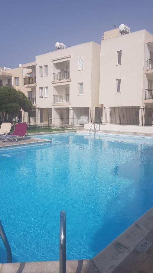 Apartment Oasis Polis Exteriér fotografie